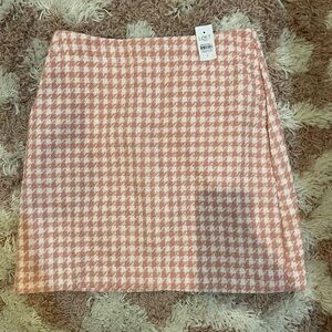 LOFT Pink & White Houndstooth Tweed Mini Skirt